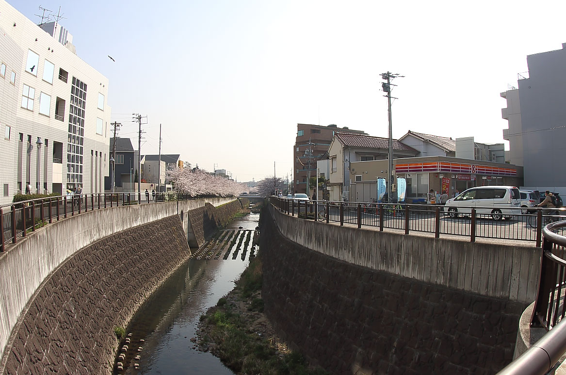 石川橋・コンビニ（サークルＫ）あり