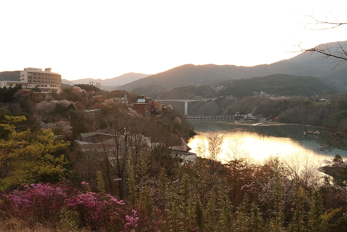 恵那峡の夕景