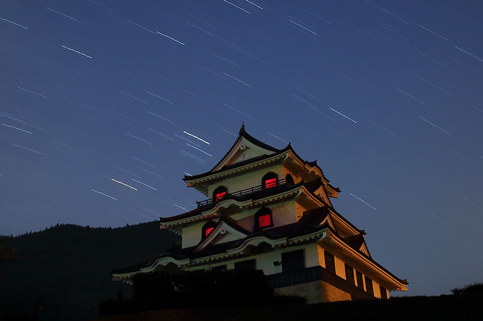 星が降る藤橋城