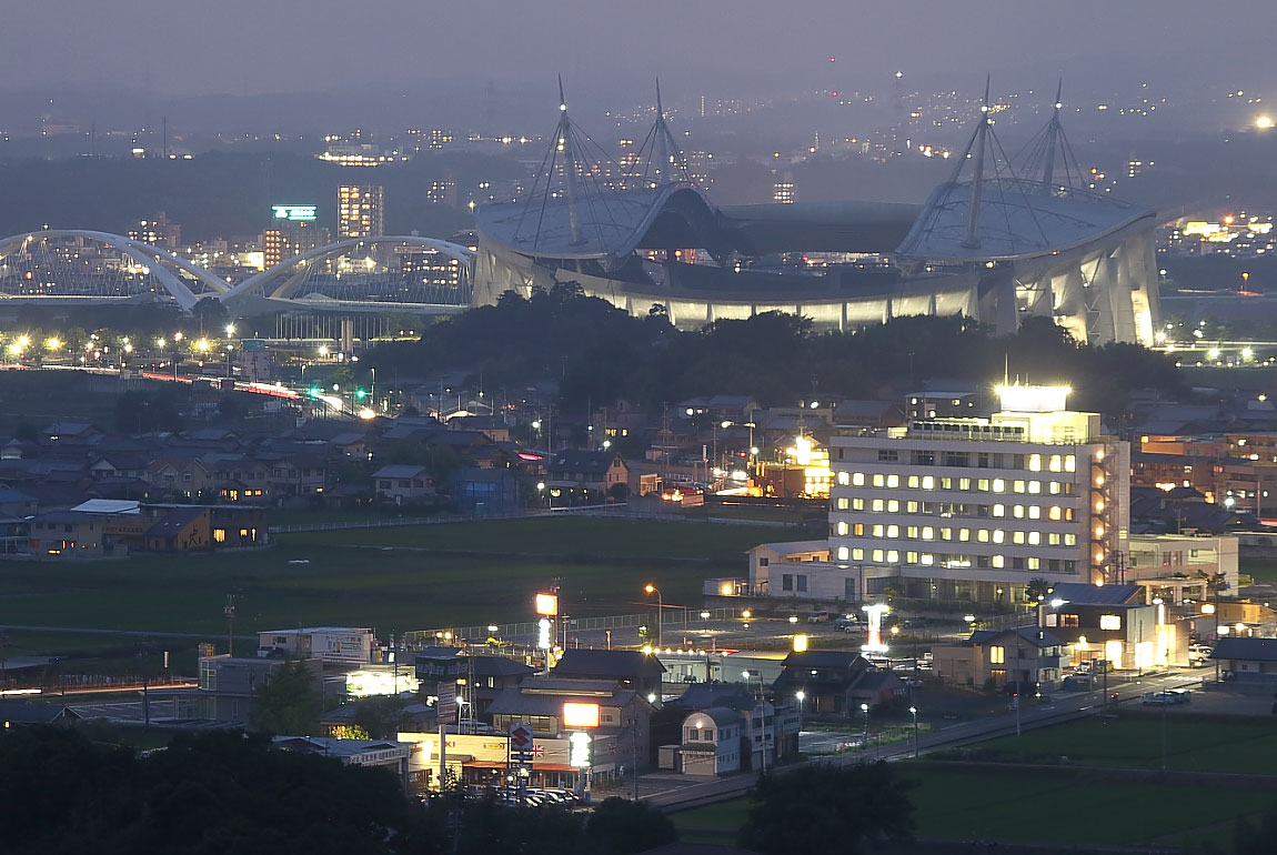 豊田スタジアム全景（望遠レンズ）