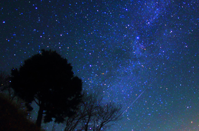 カシオペア座と流れ星