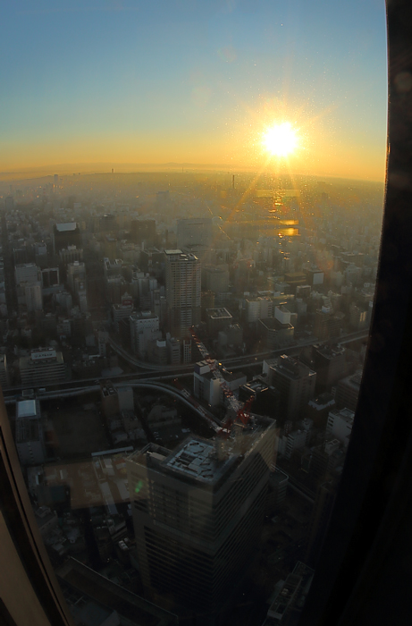 名古屋市から昇る初日の出