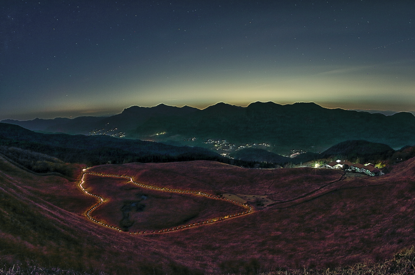 亀山峠から望む夜景