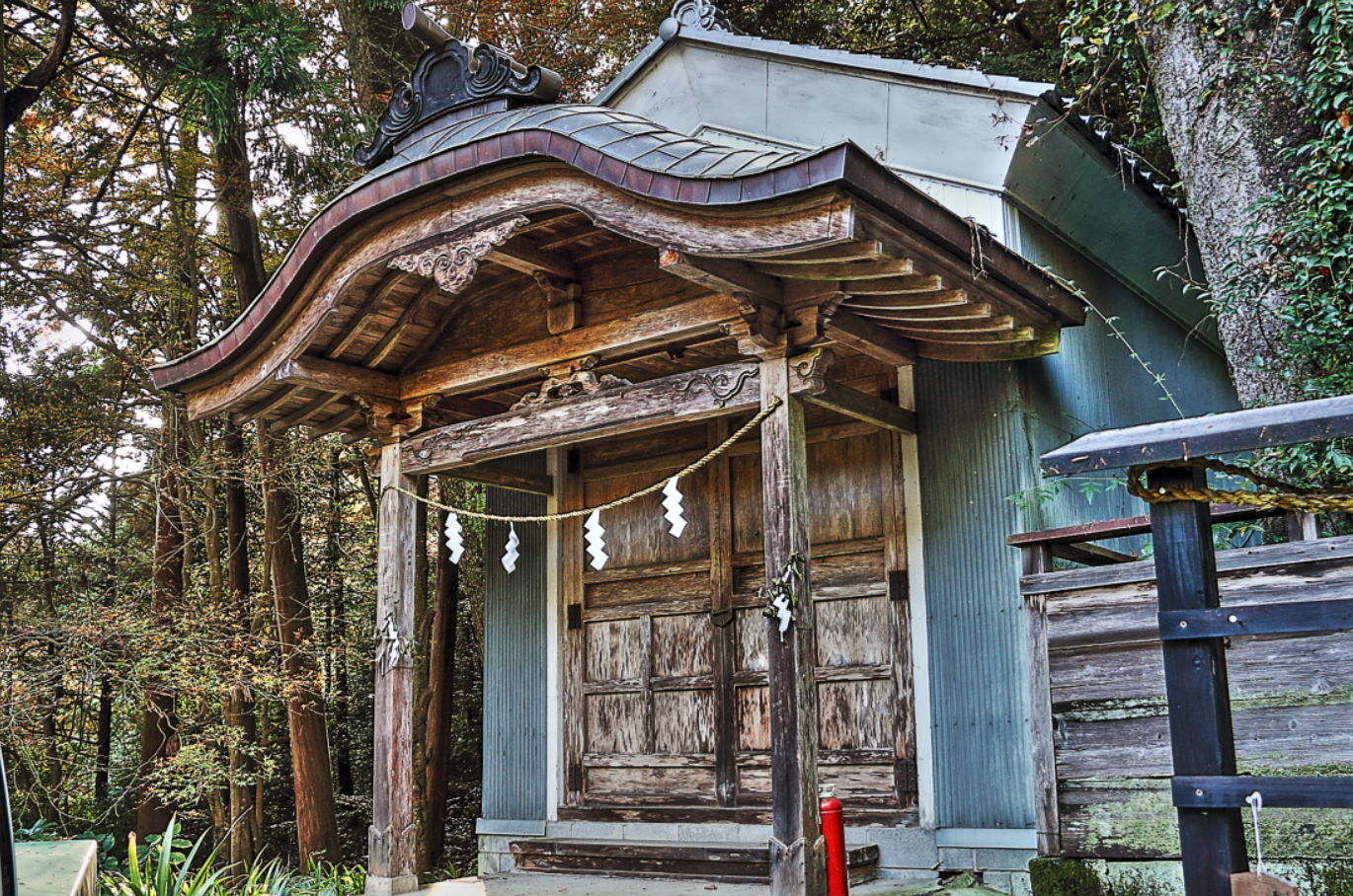 雄健神社