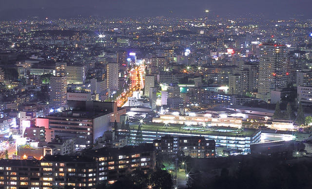 東山スカイタワーから見下ろす名古屋の夜景