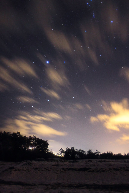 雲が晴れて星が見える瞬間