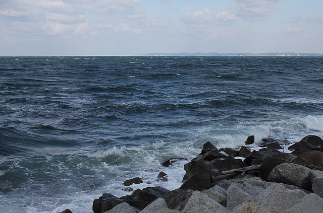 伊良湖岬の荒れた海