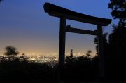 白山神社の夜景