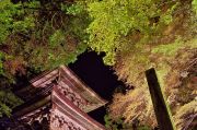 ライトアップされた横蔵寺